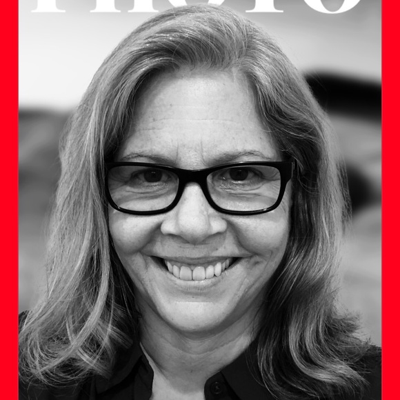 Meet your Posher, Liv - Picture 2 of 2